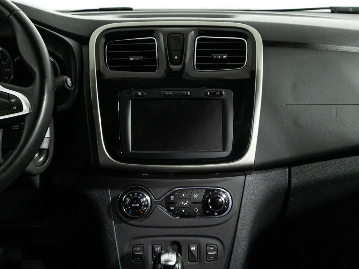 Купить Renault Sandero с пробегом. Фото: #13