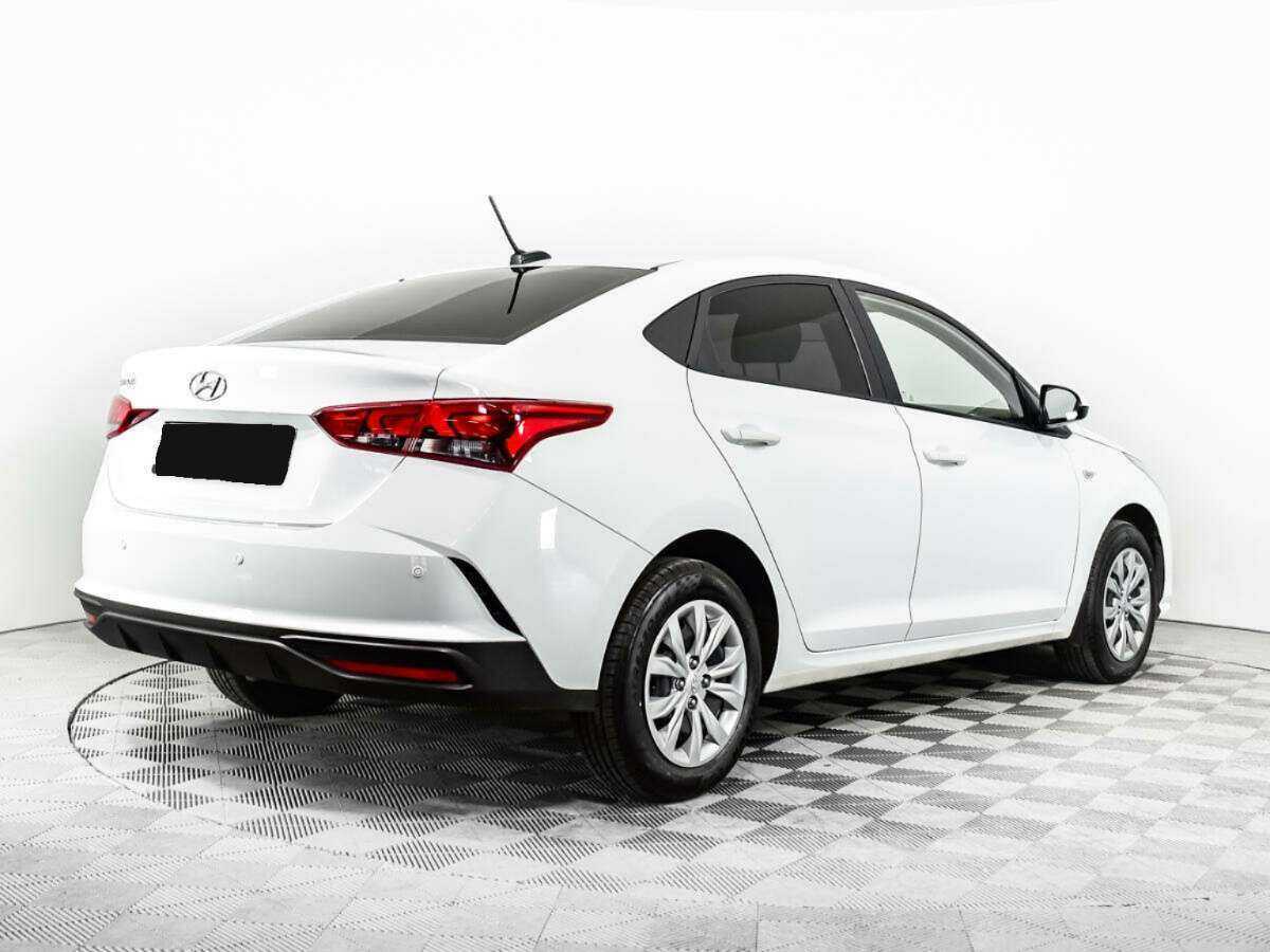 Купить Hyundai Solaris с пробегом. Фото: #4