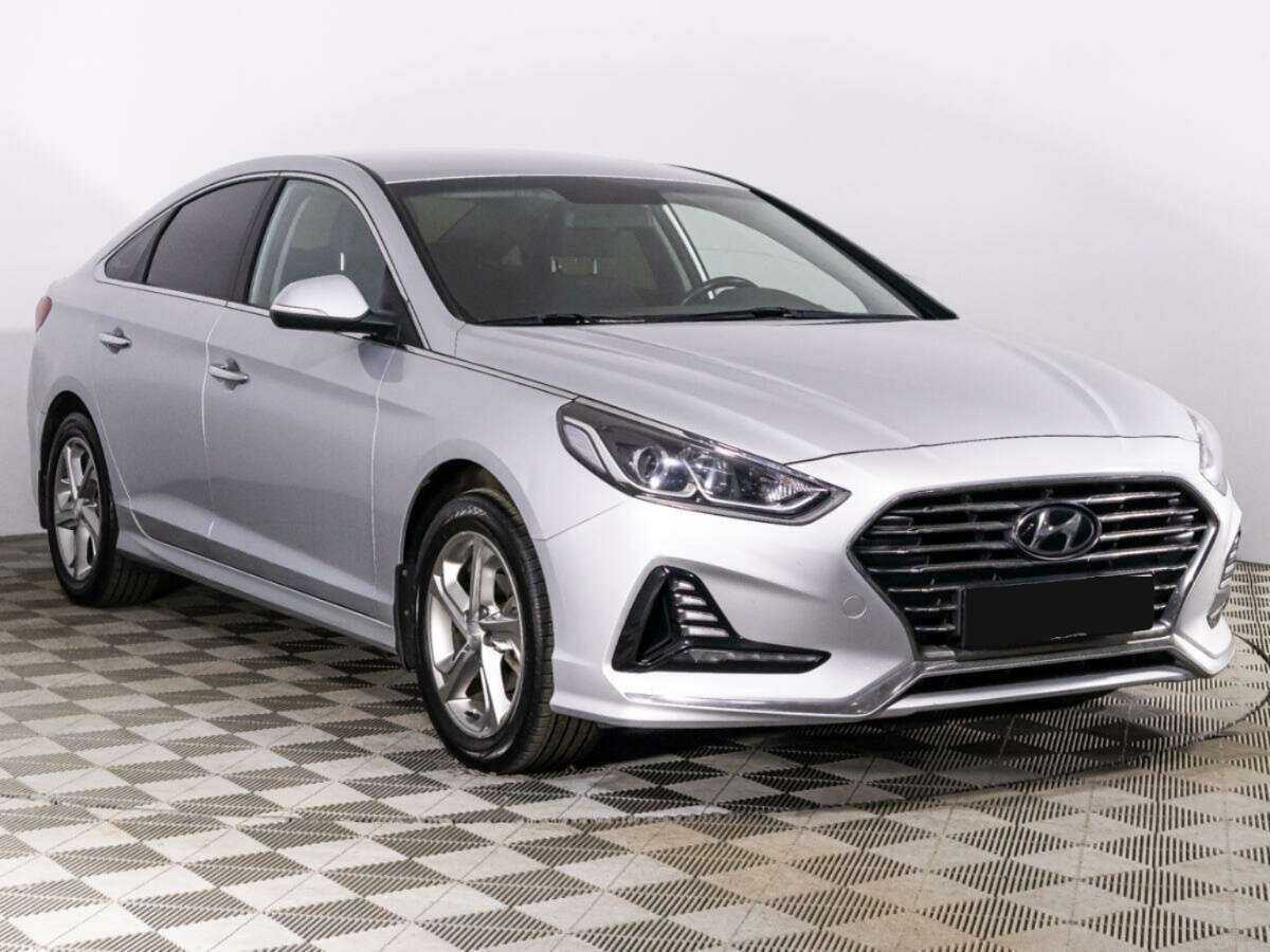 Купить Hyundai Sonata с пробегом. Фото: #2