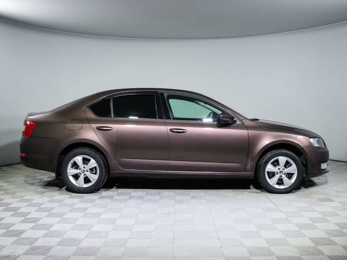 Купить Skoda Octavia с пробегом. Фото: #3