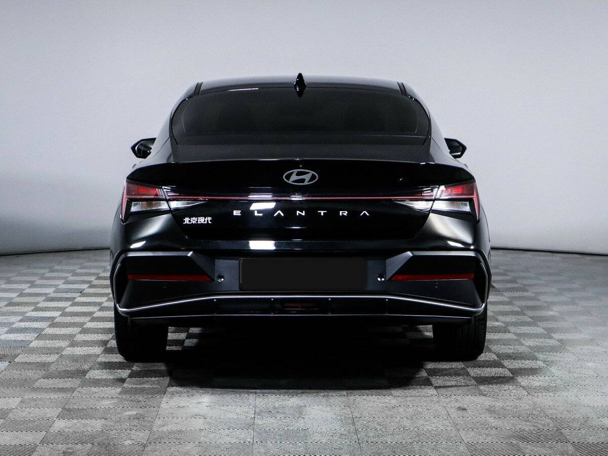 Купить Hyundai Elantra с пробегом. Фото: #5