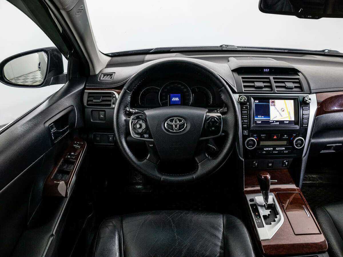 Купить Toyota Camry с пробегом. Фото: #13