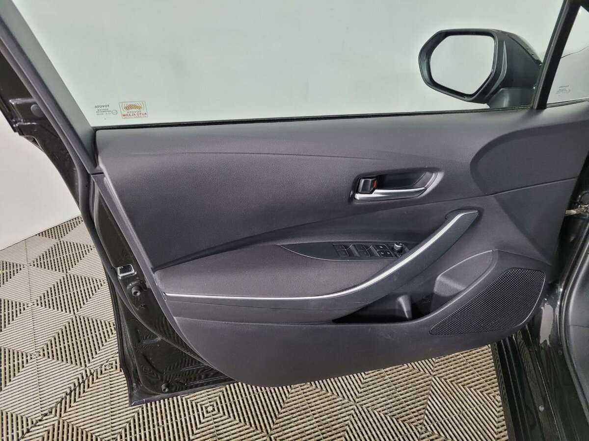 Купить Toyota Corolla с пробегом. Фото: #7