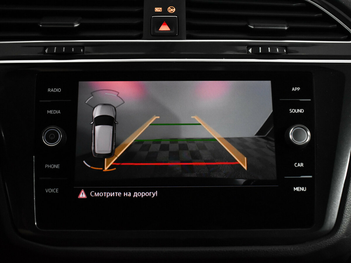 Купить Volkswagen Tiguan с пробегом. Фото: #14