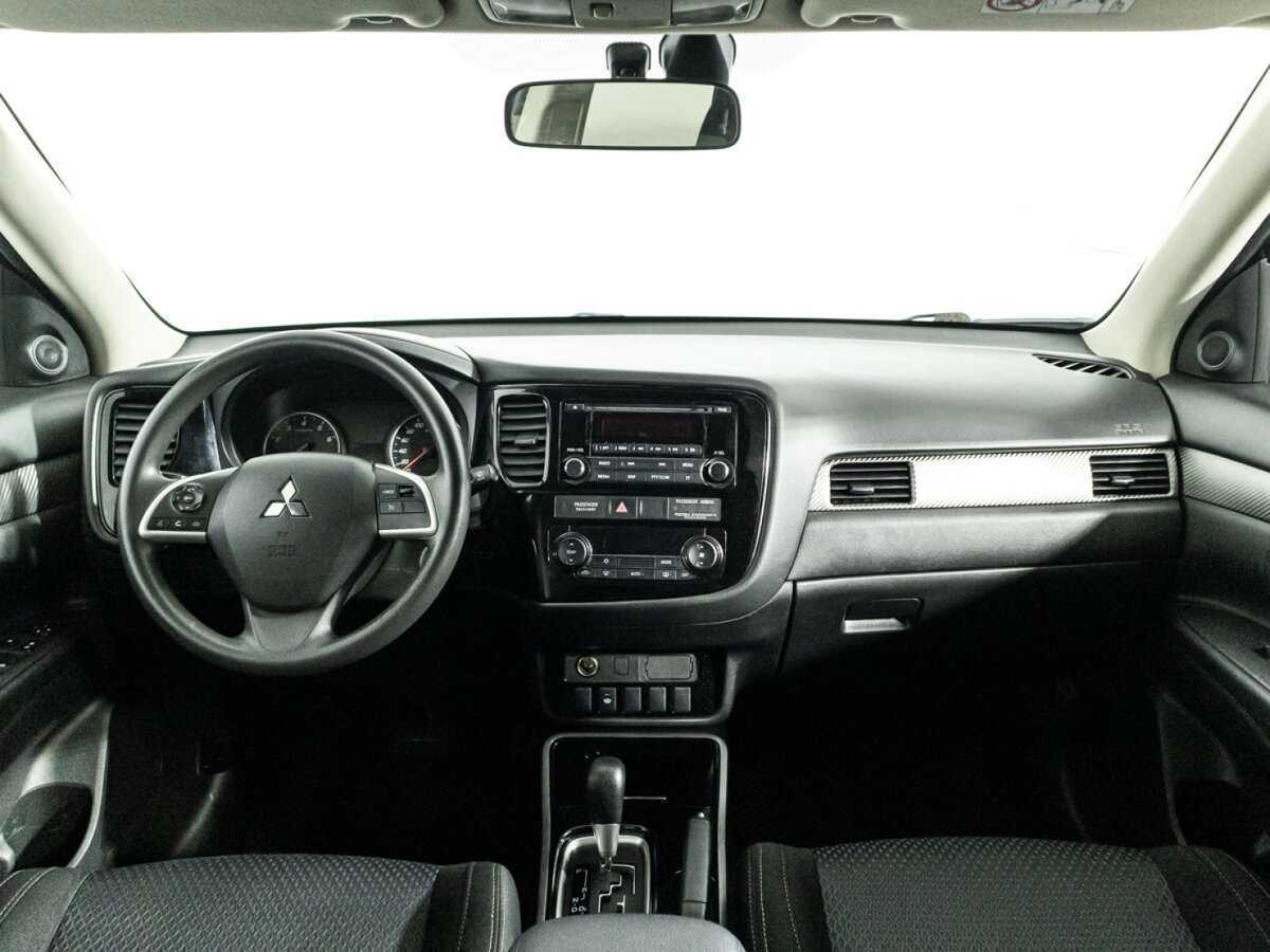 Купить Mitsubishi Outlander с пробегом. Фото: #12