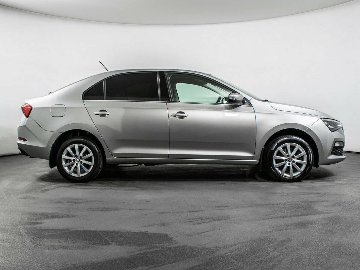 Купить Skoda Rapid с пробегом. Фото: #3