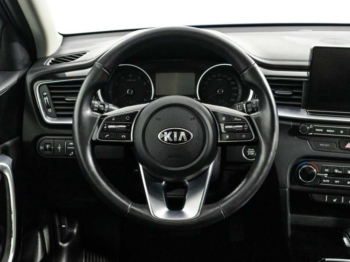 Купить Kia Ceed с пробегом. Фото: #15