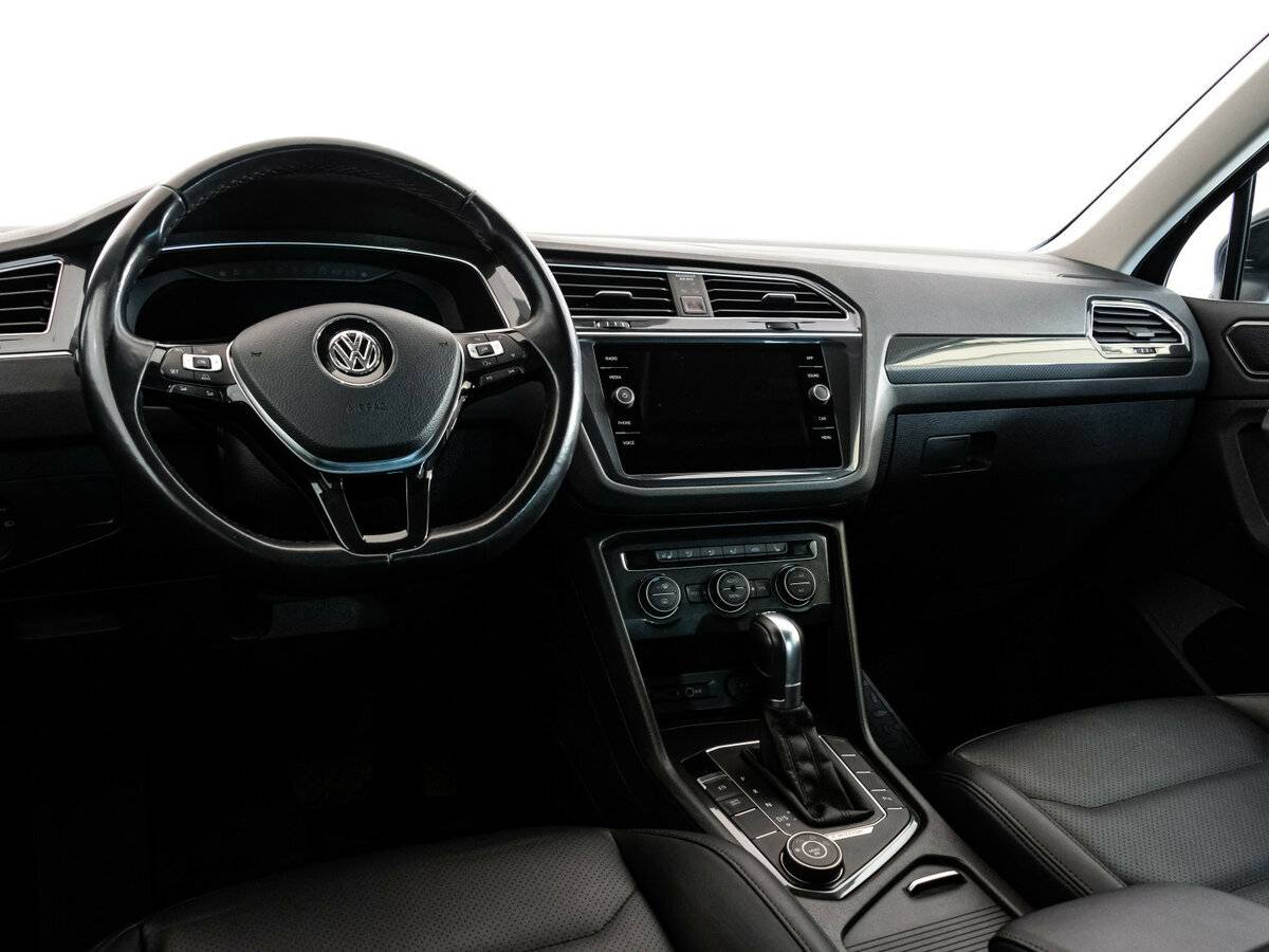 Купить Volkswagen Tiguan с пробегом. Фото: #8