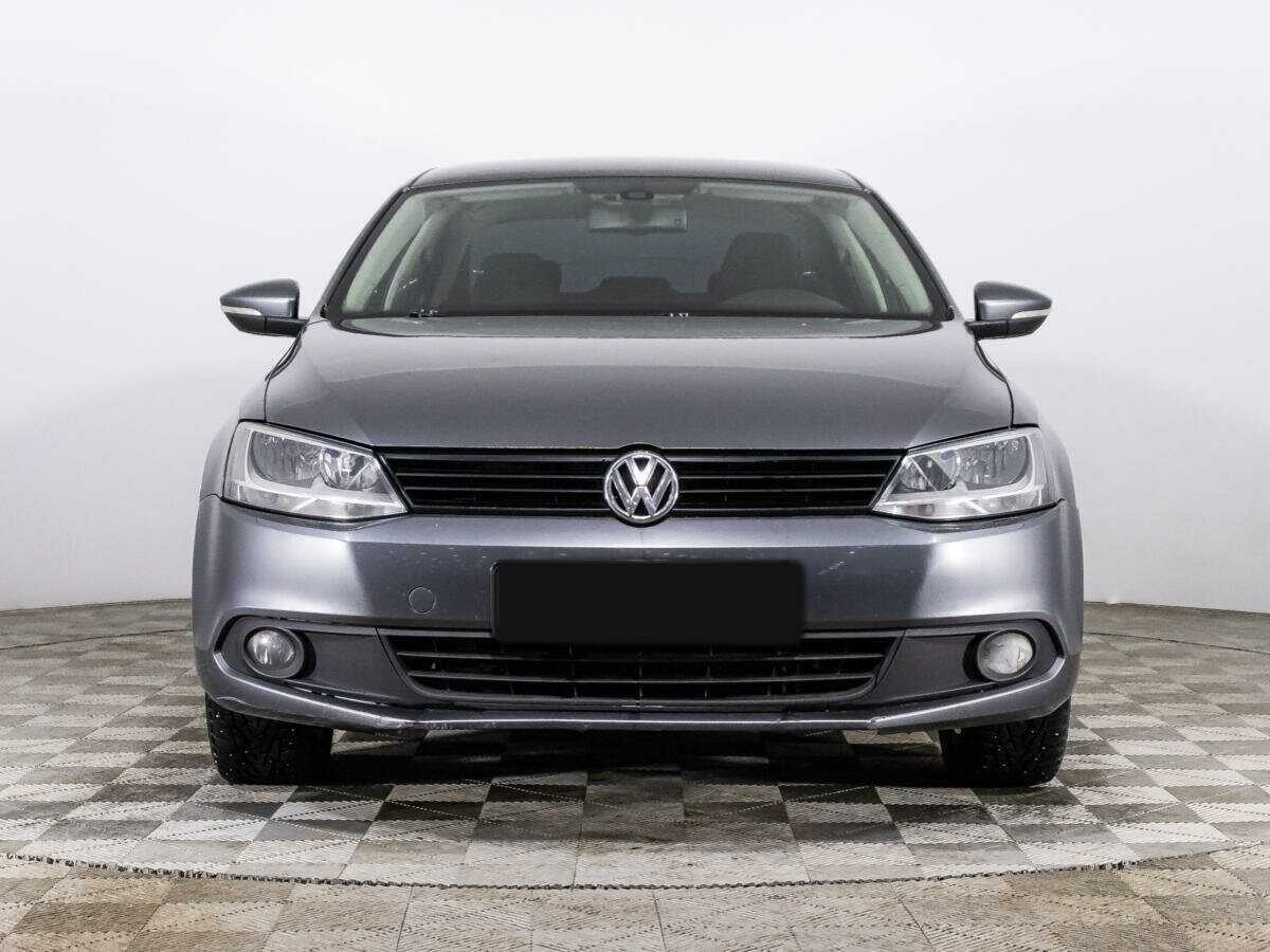 Купить Volkswagen Jetta с пробегом. Фото: #1