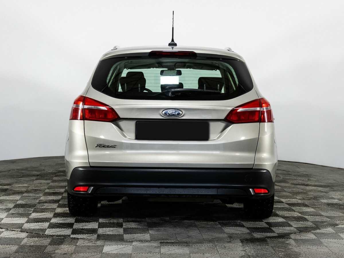 Купить Ford Focus с пробегом. Фото: #4