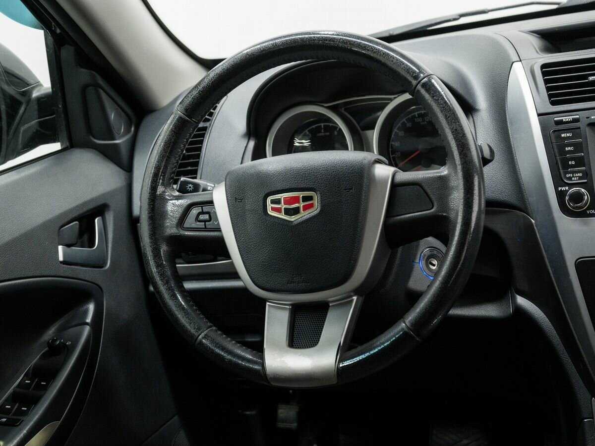 Купить Geely Emgrand X7 с пробегом. Фото: #10