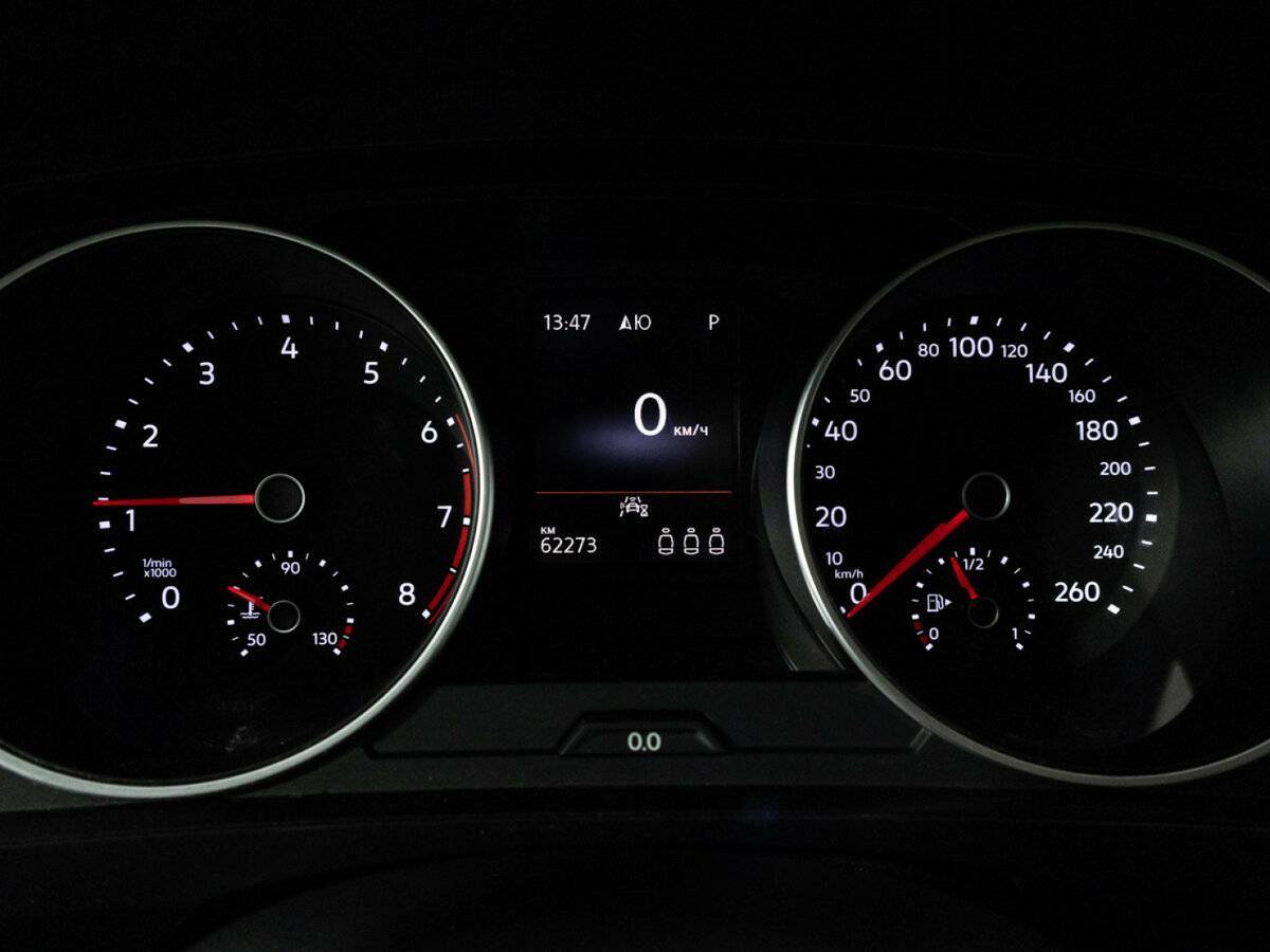 Купить Volkswagen Tiguan с пробегом. Фото: #11