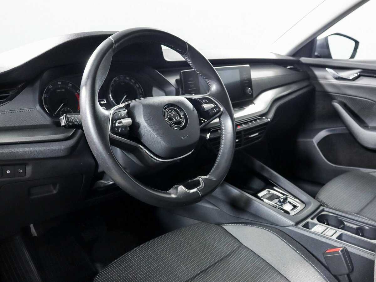 Купить Skoda Octavia с пробегом. Фото: #10