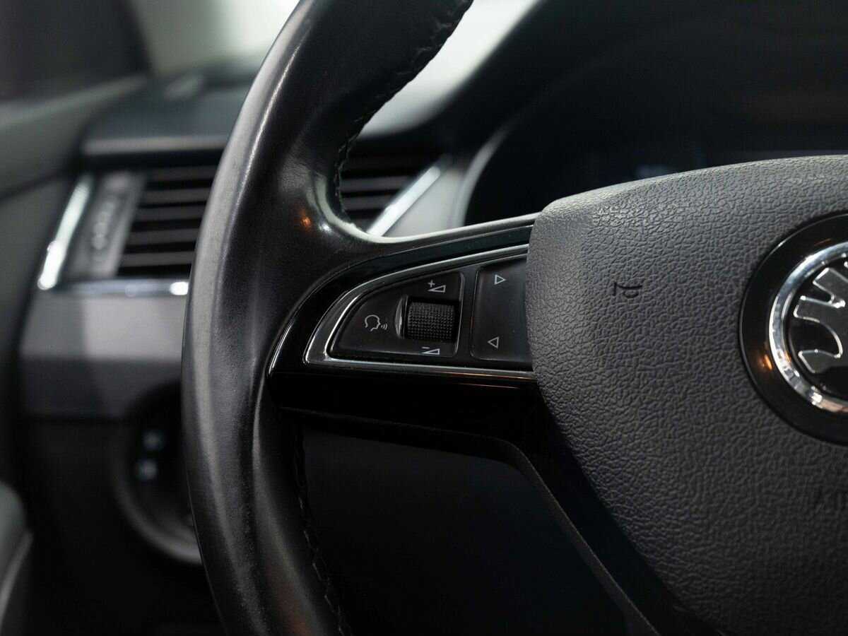 Купить Skoda Octavia с пробегом. Фото: #14