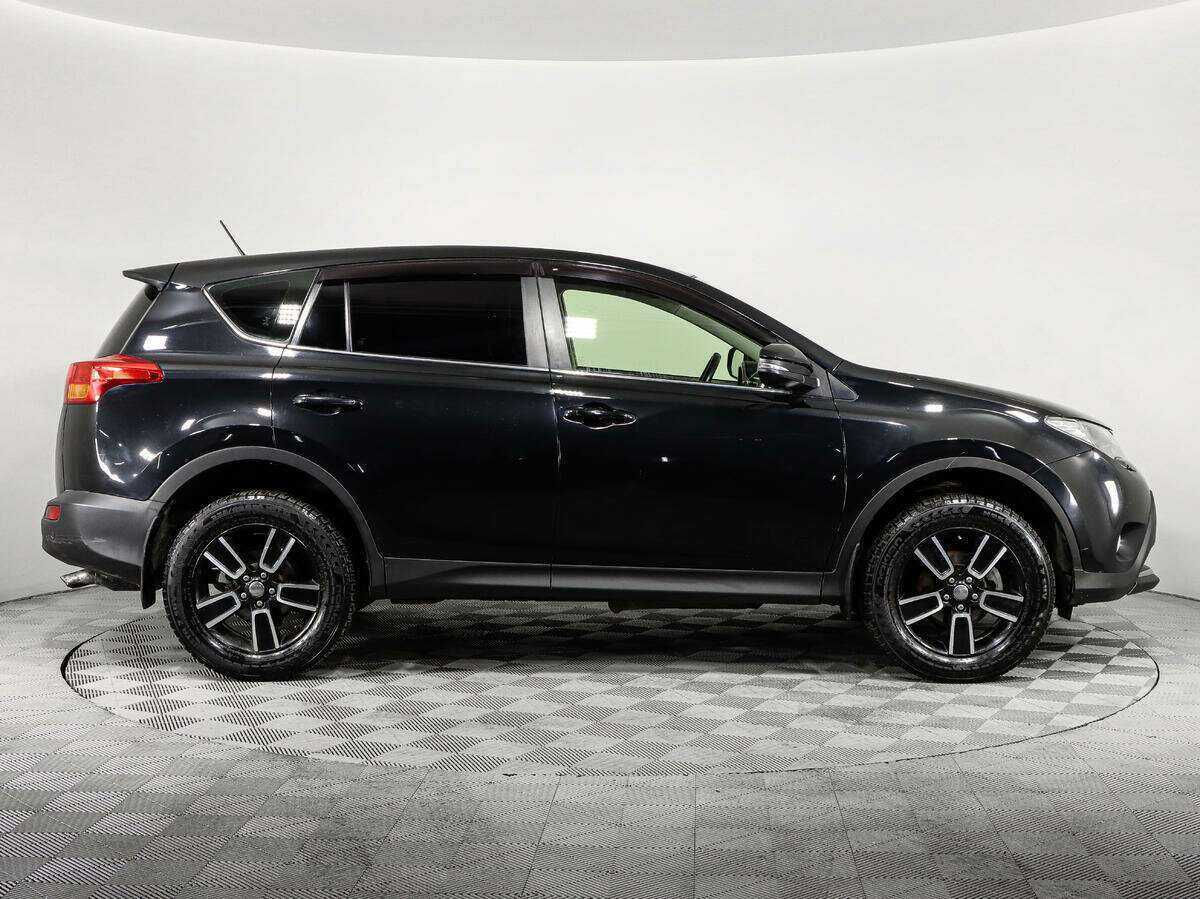 Купить Toyota RAV4 с пробегом. Фото: #3