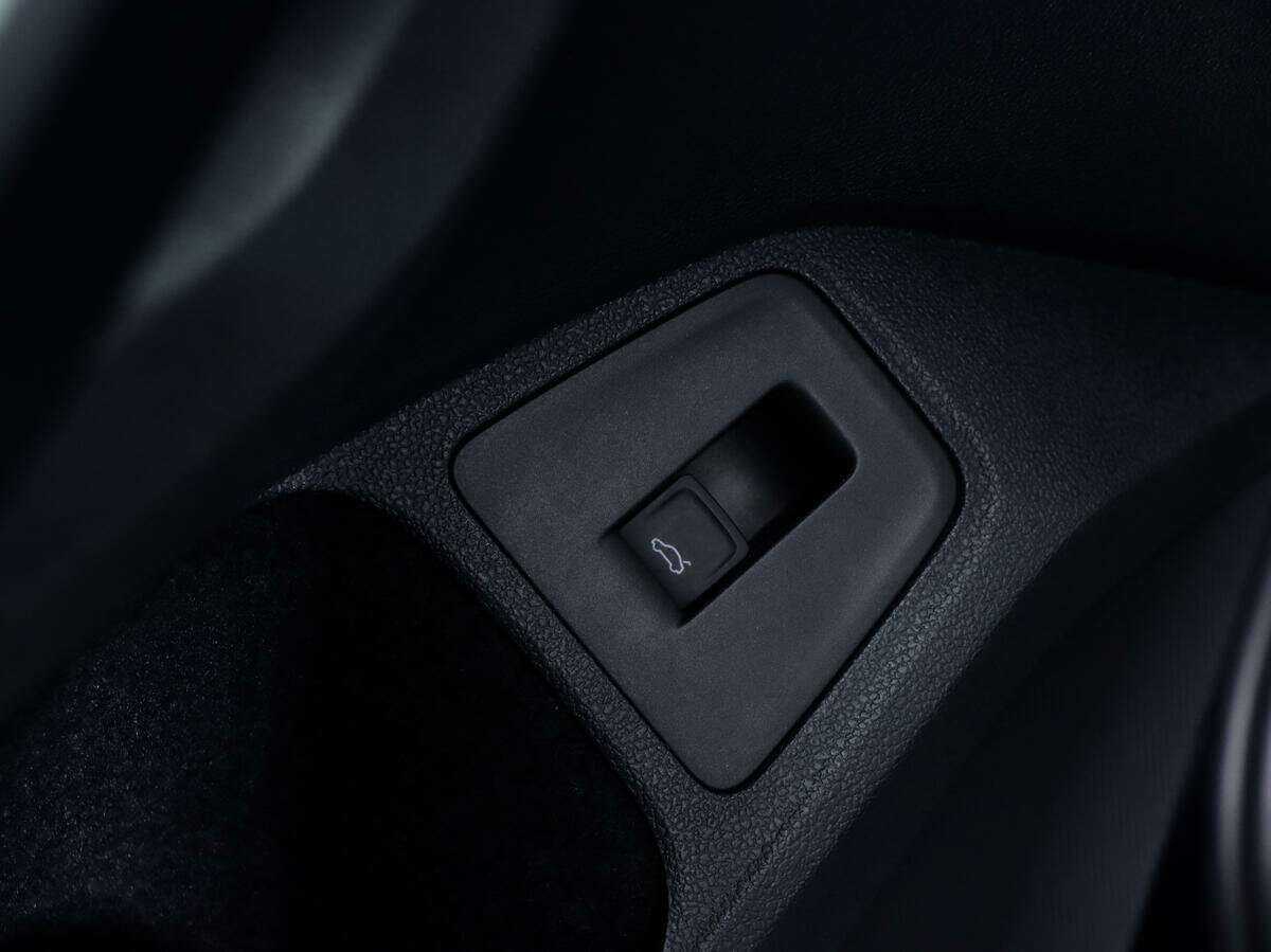 Купить Volkswagen Tiguan с пробегом. Фото: #15