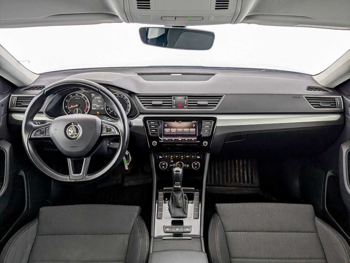 Купить Skoda Superb с пробегом. Фото: #13
