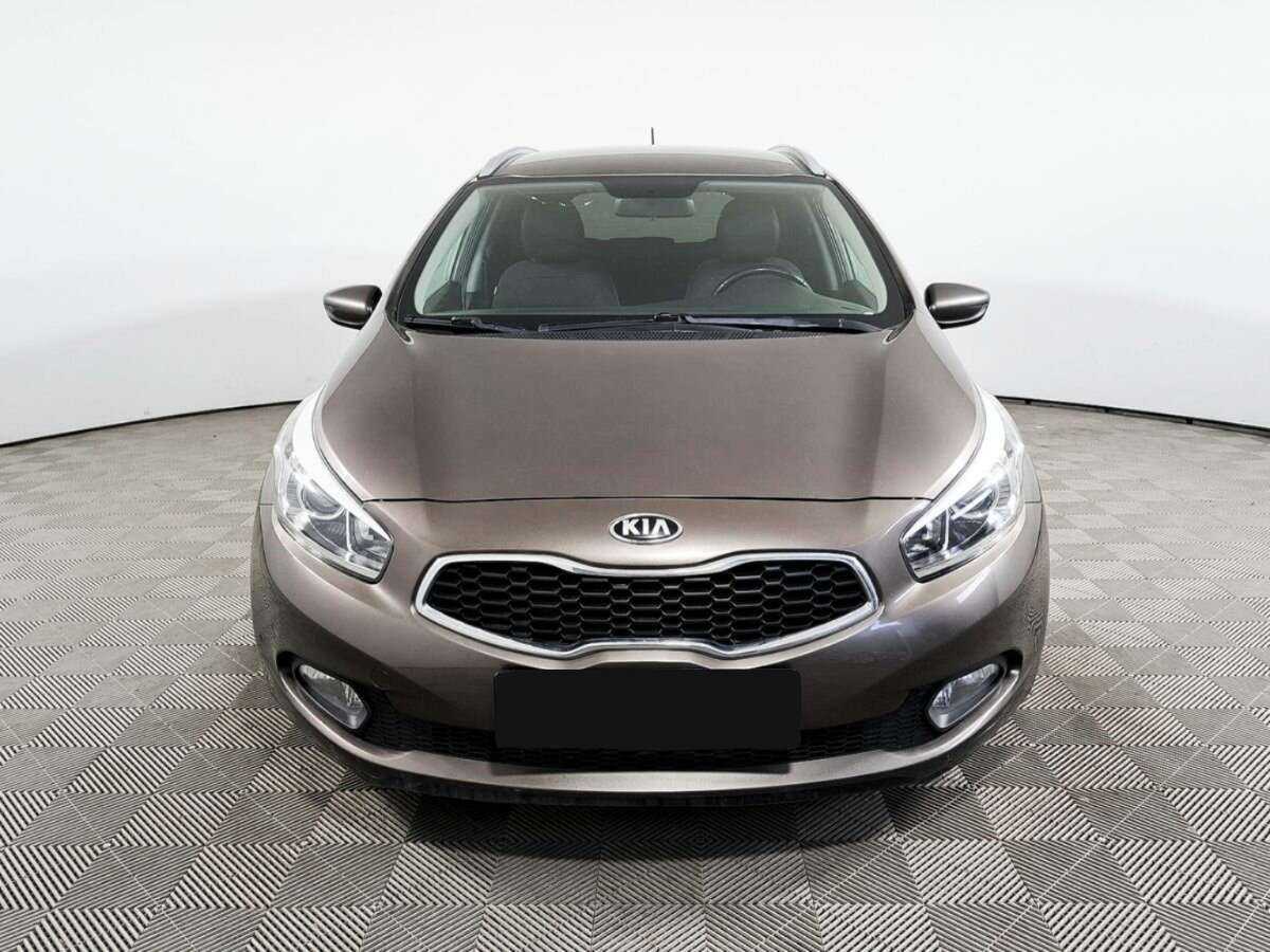 Купить Kia Ceed с пробегом. Фото: #1