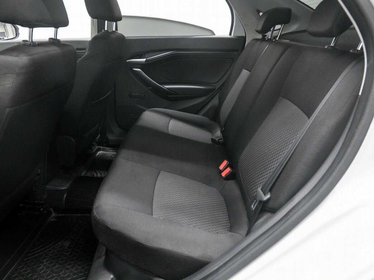 Купить Lada (ВАЗ) Vesta с пробегом. Фото: #12