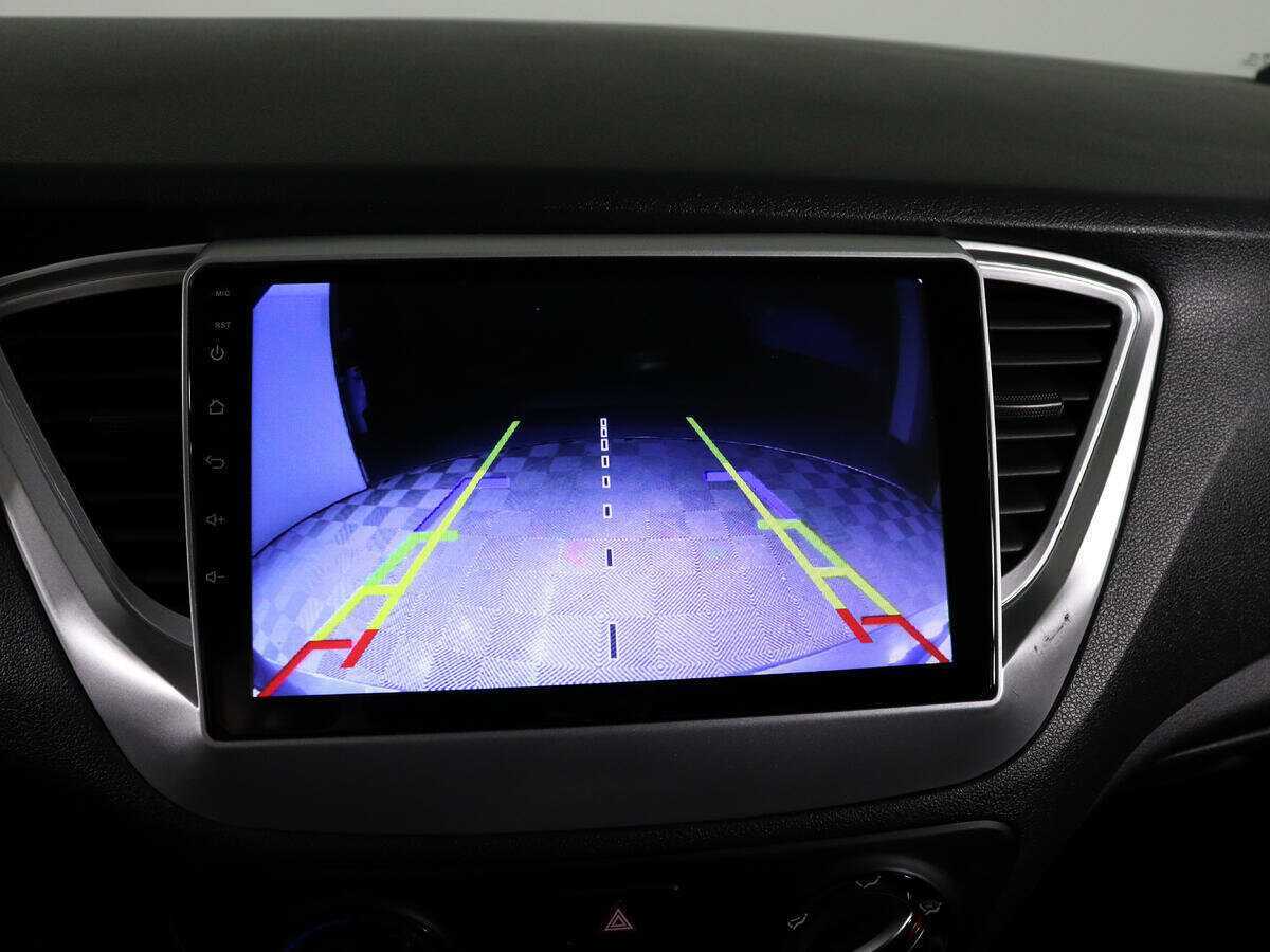 Купить Hyundai Solaris с пробегом. Фото: #17