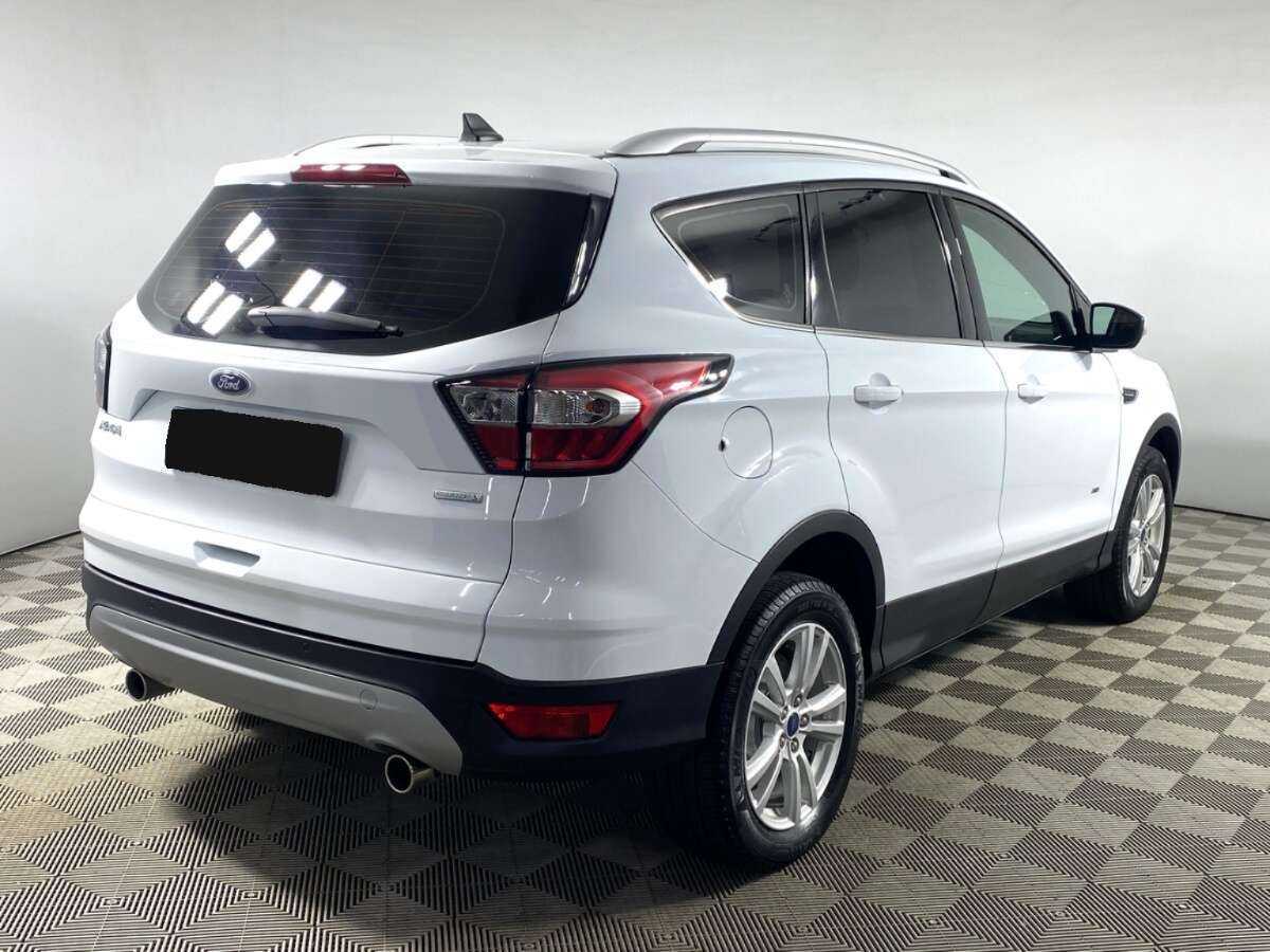 Купить Ford Kuga с пробегом. Фото: #3