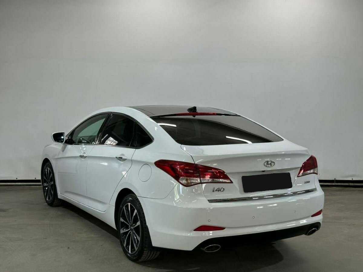 Купить Hyundai i40 с пробегом. Фото: #6