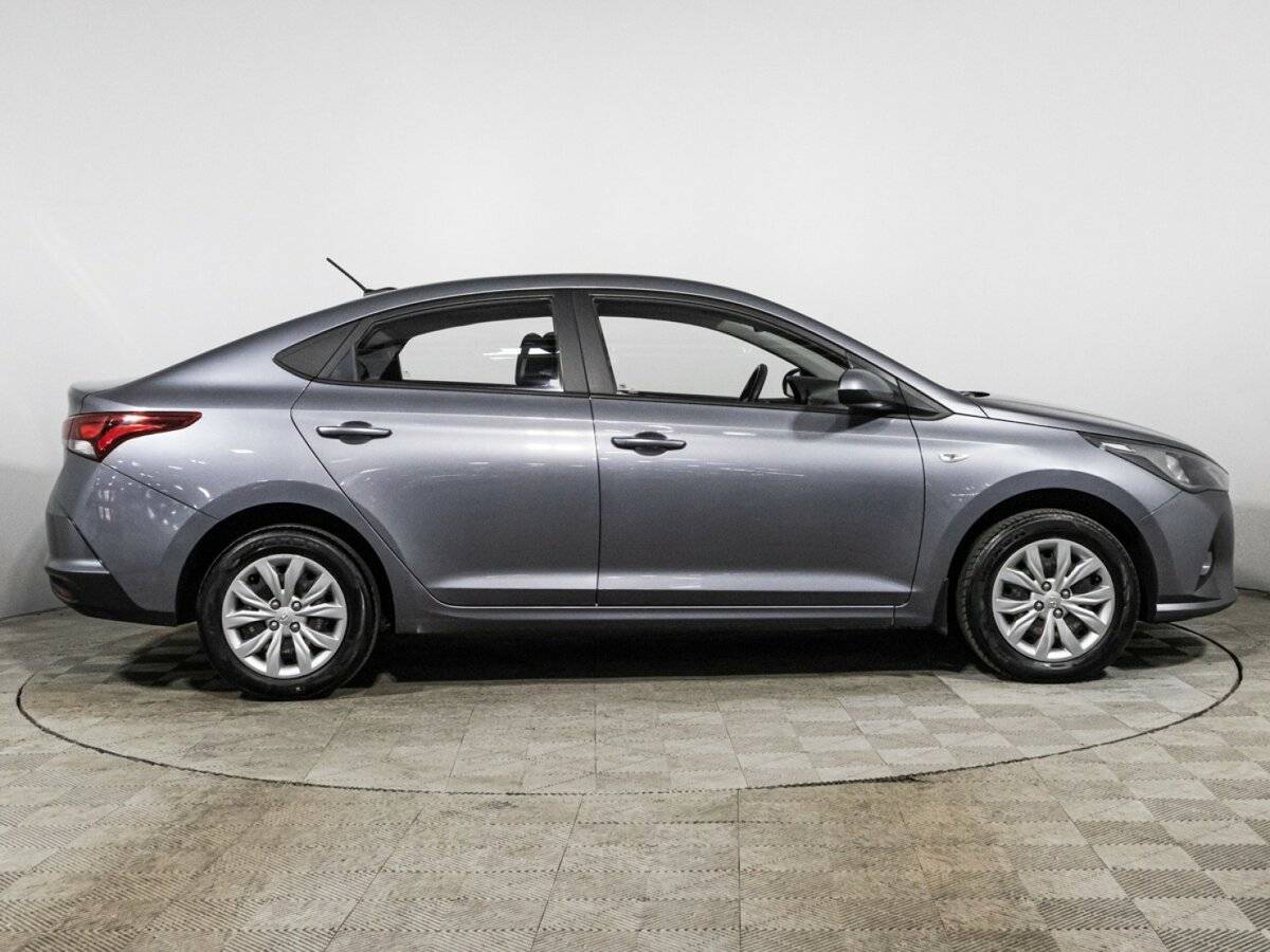 Купить Hyundai Solaris с пробегом. Фото: #3