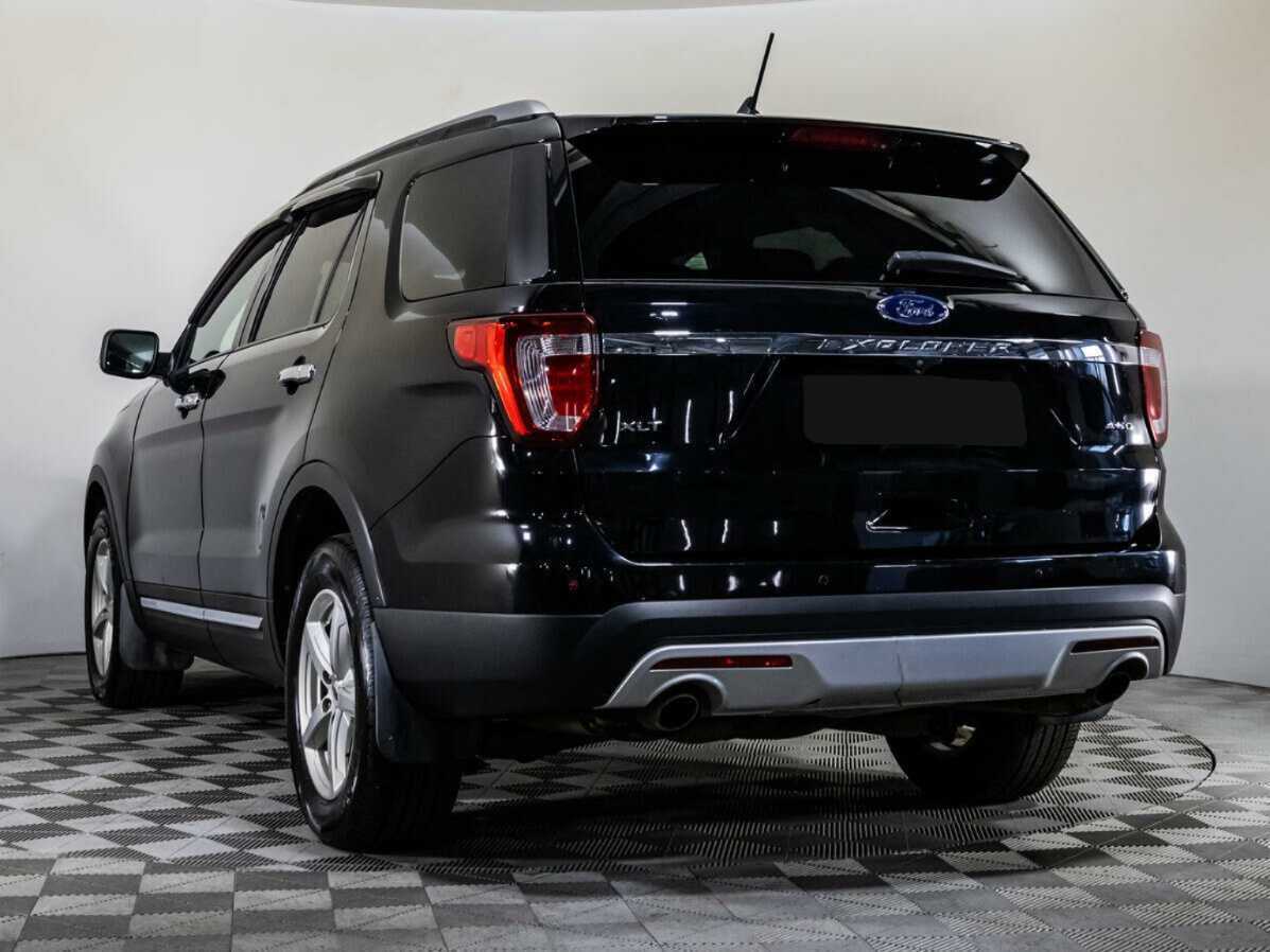 Купить Ford Explorer с пробегом. Фото: #5