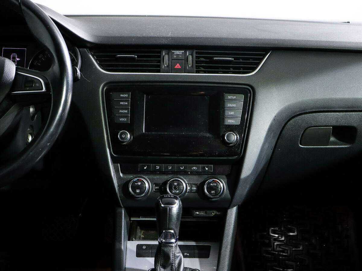 Купить Skoda Octavia с пробегом. Фото: #10