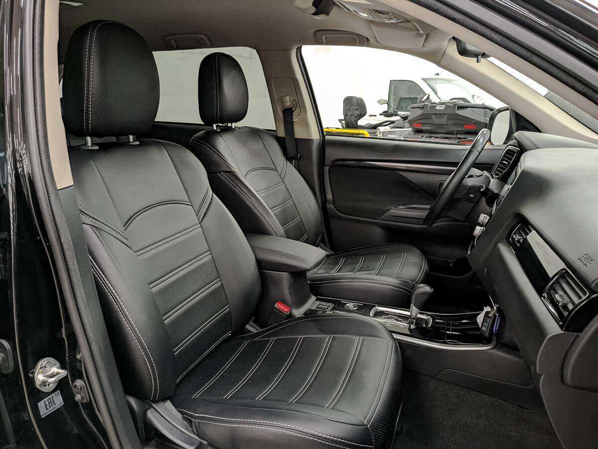 Купить Mitsubishi Outlander с пробегом. Фото: #19