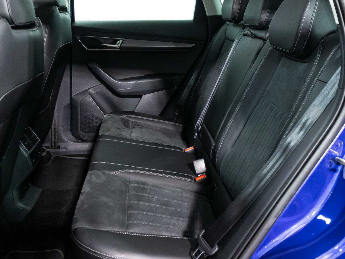 Купить Skoda Karoq с пробегом. Фото: #9