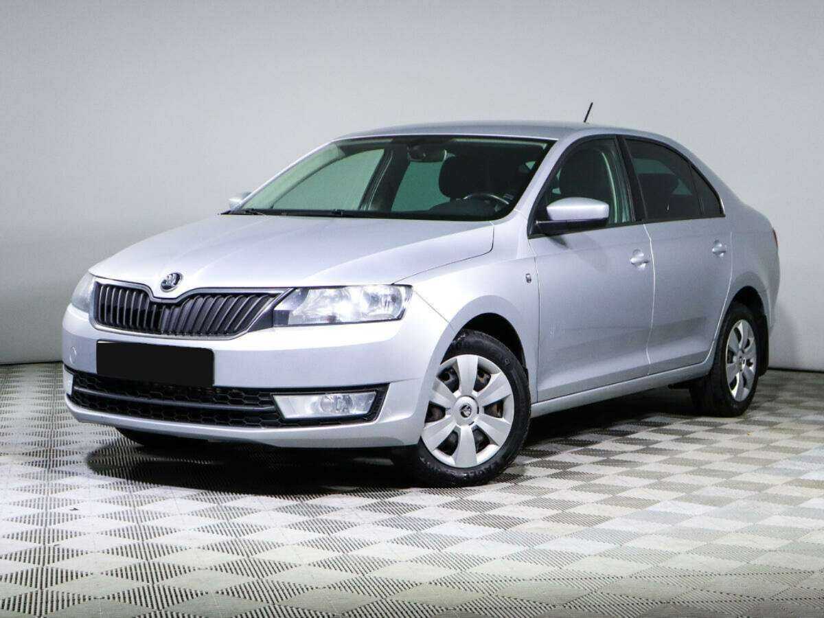 Купить Skoda Rapid с пробегом. Посмотреть фото