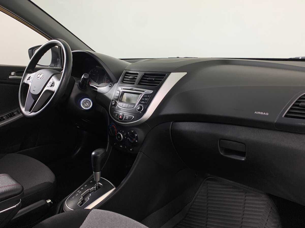 Купить Hyundai Solaris с пробегом. Фото: #12