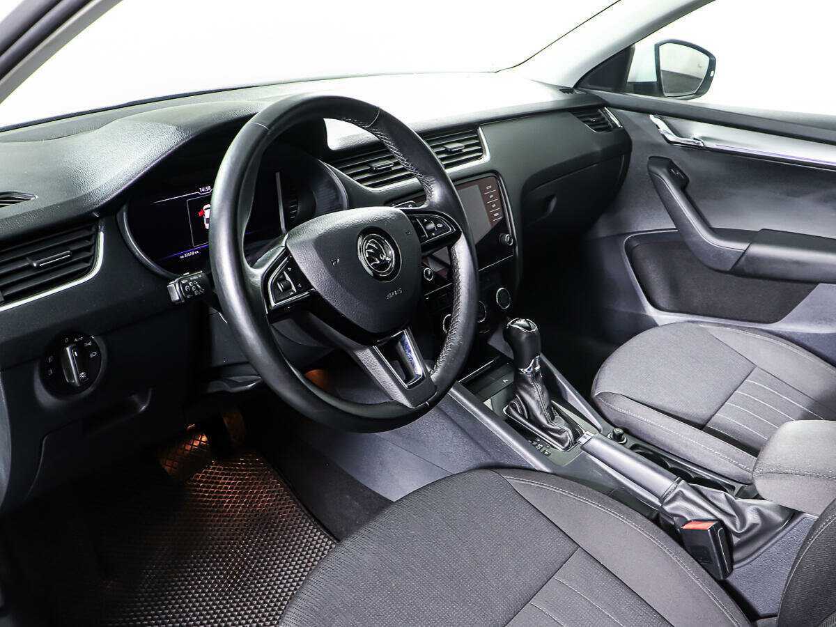 Купить Skoda Octavia с пробегом. Фото: #12
