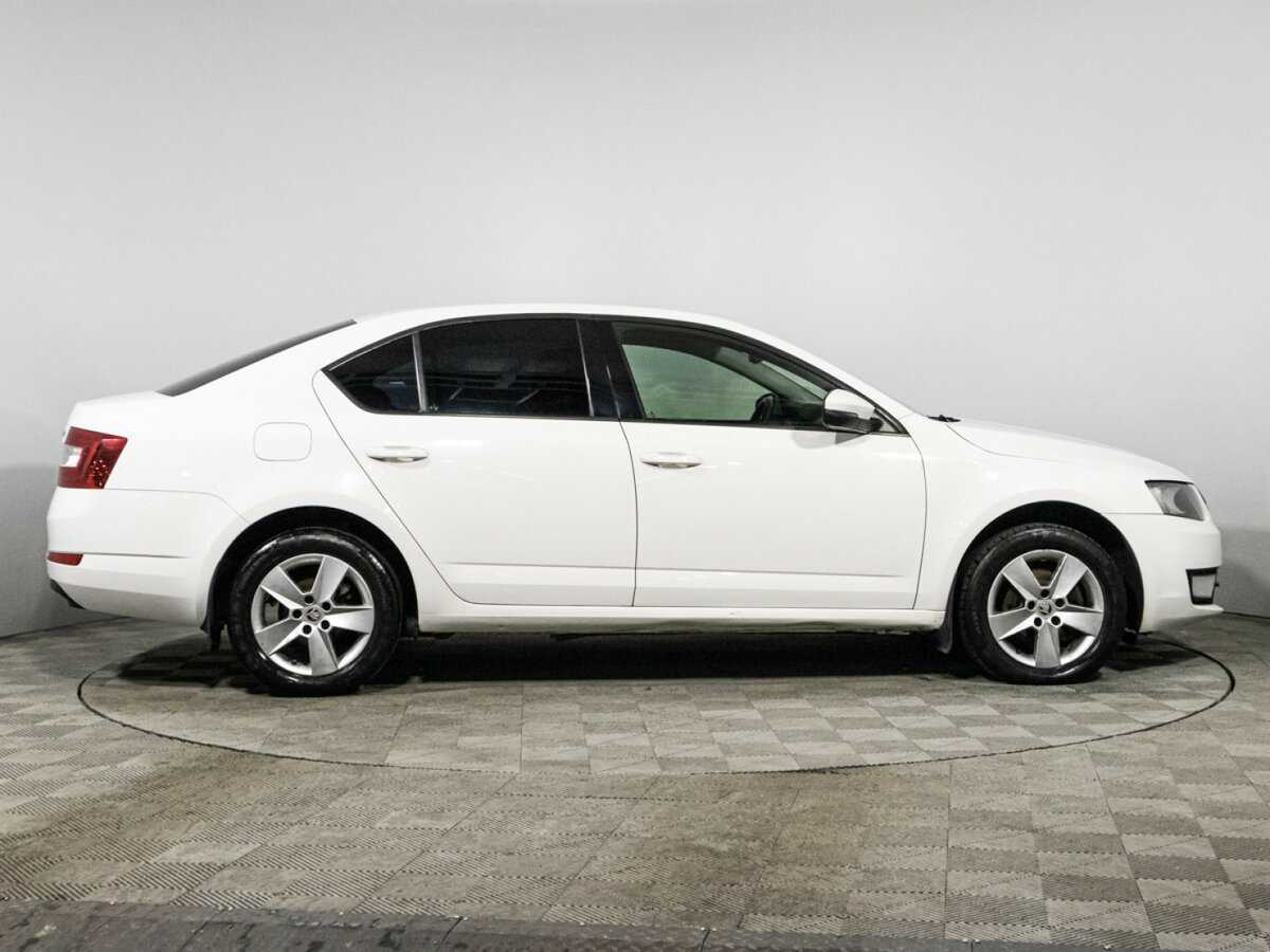 Купить Skoda Octavia с пробегом. Фото: #3