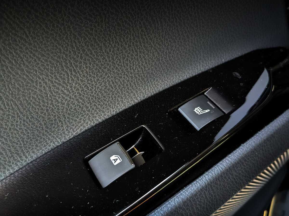 Купить Mazda 3 с пробегом. Фото: #22