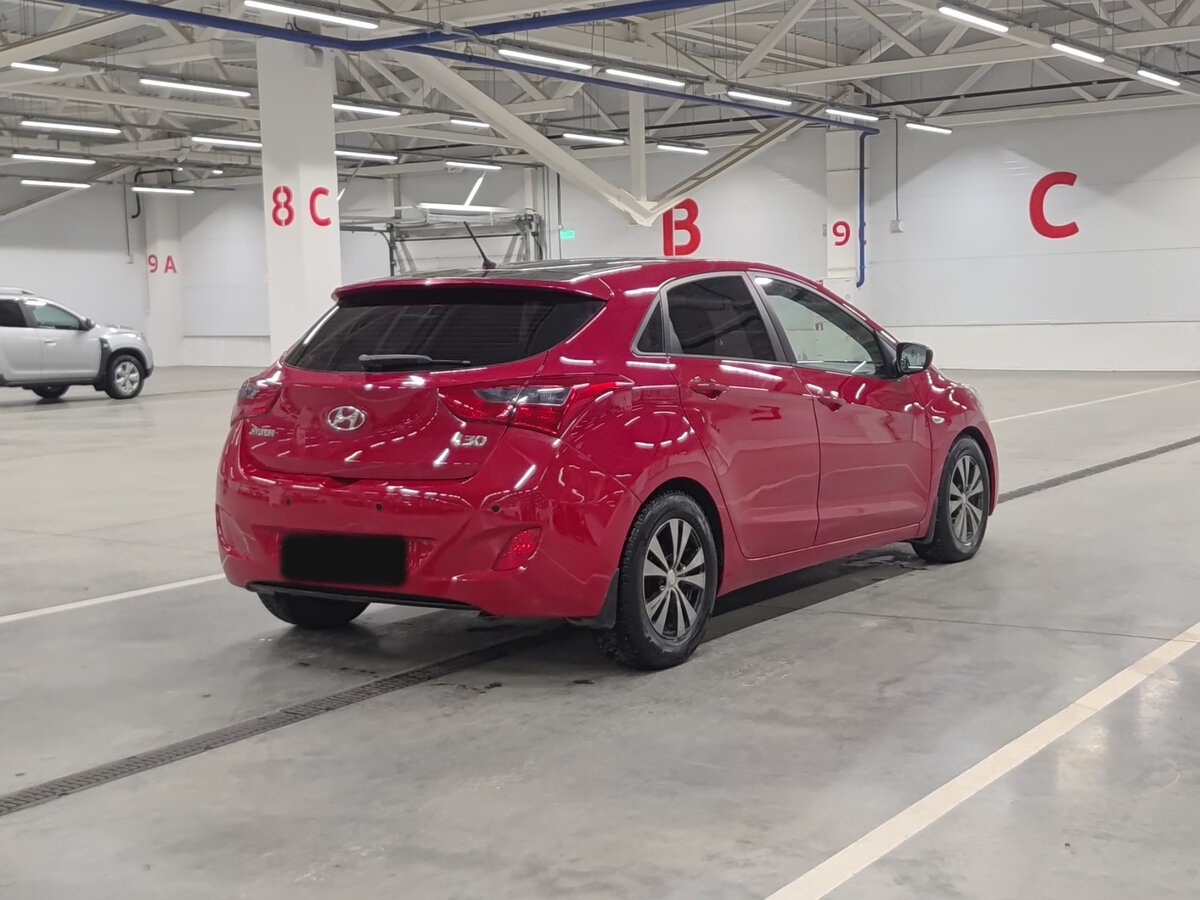 Купить Hyundai i30 с пробегом. Фото: #4