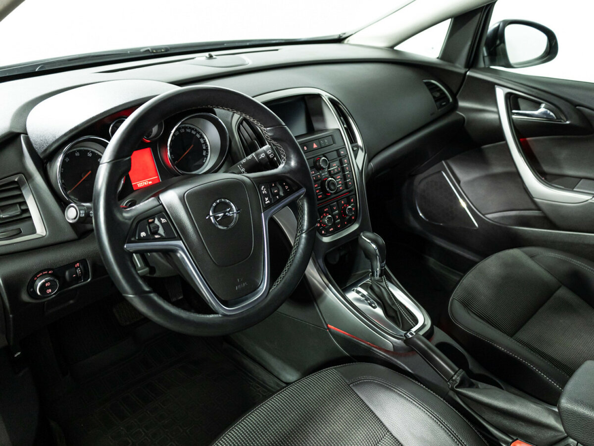 Купить Opel Astra с пробегом. Фото: #10