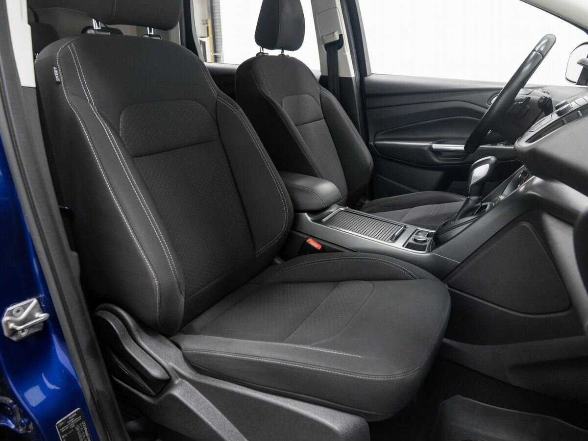 Купить Ford Kuga с пробегом. Фото: #8