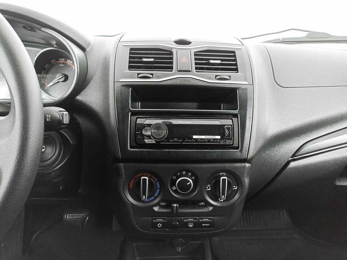 Купить Lada (ВАЗ) Granta с пробегом. Фото: #11