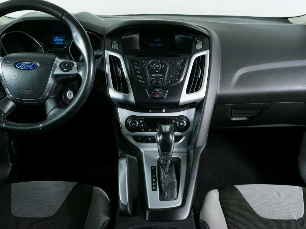 Купить Ford Focus с пробегом. Фото: #8