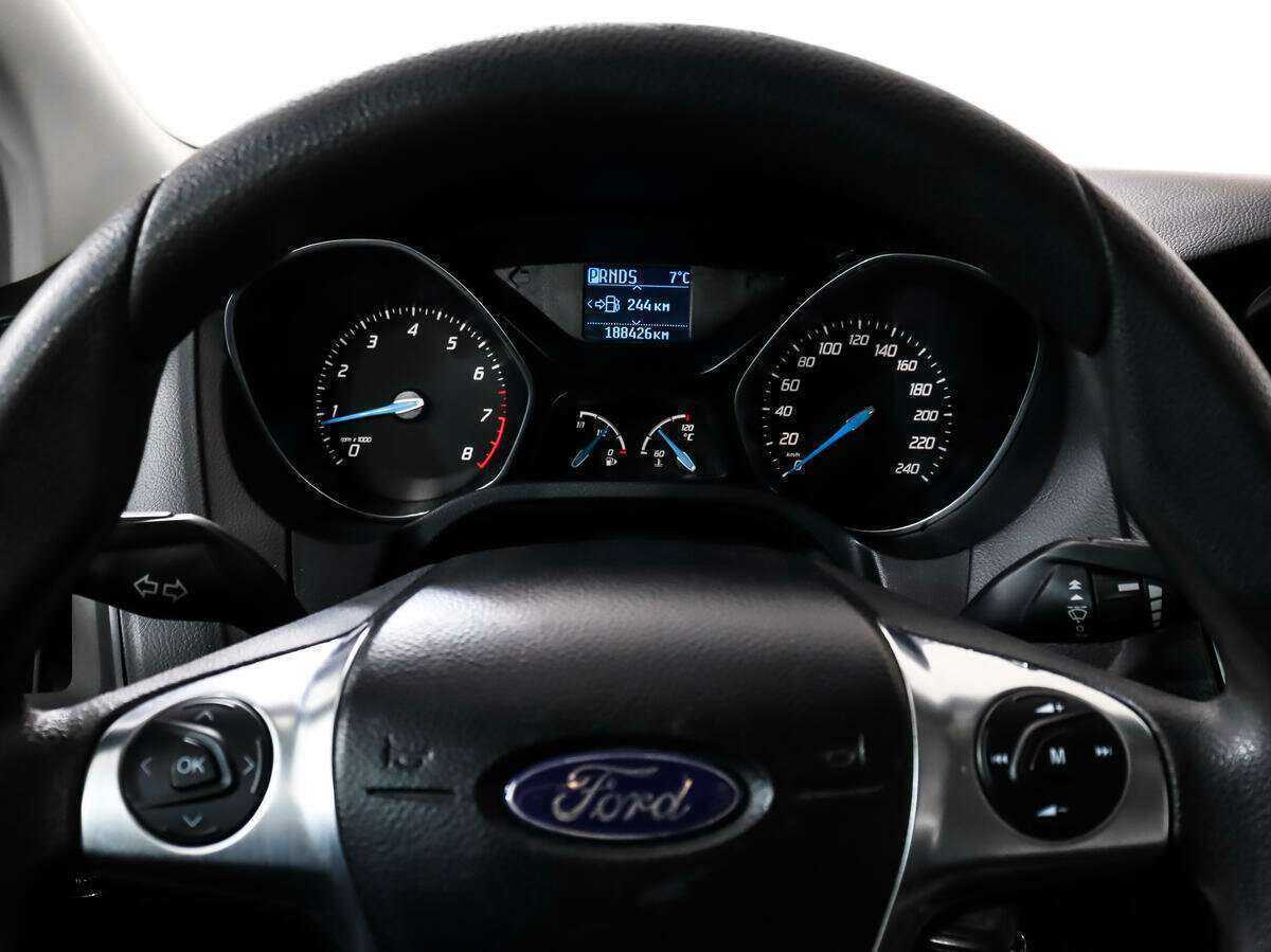 Купить Ford Focus с пробегом. Фото: #12