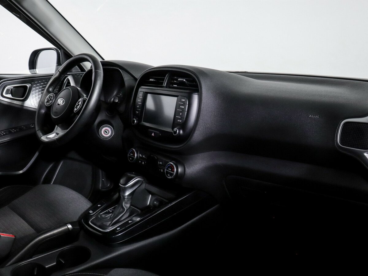 Купить Kia Soul с пробегом. Фото: #6
