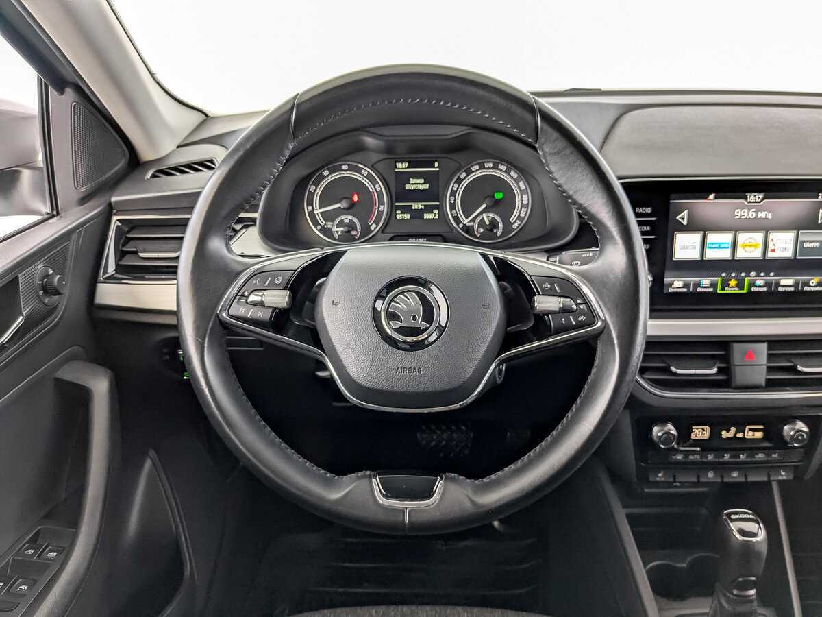 Купить Skoda Rapid с пробегом. Фото: #19