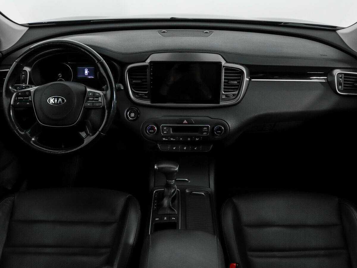 Купить Kia Sorento с пробегом. Фото: #10