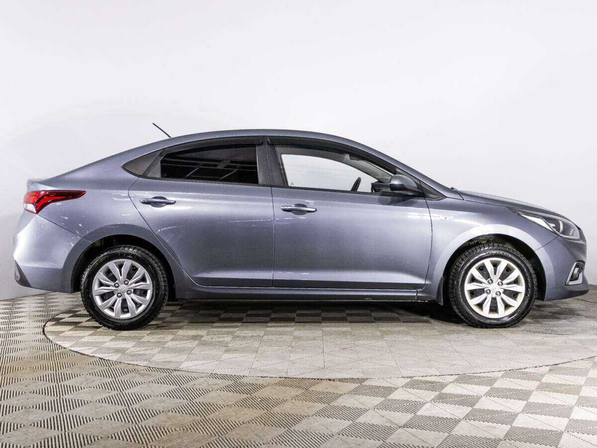 Купить Hyundai Solaris с пробегом. Фото: #3