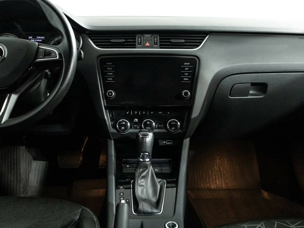 Купить Skoda Octavia с пробегом. Фото: #13