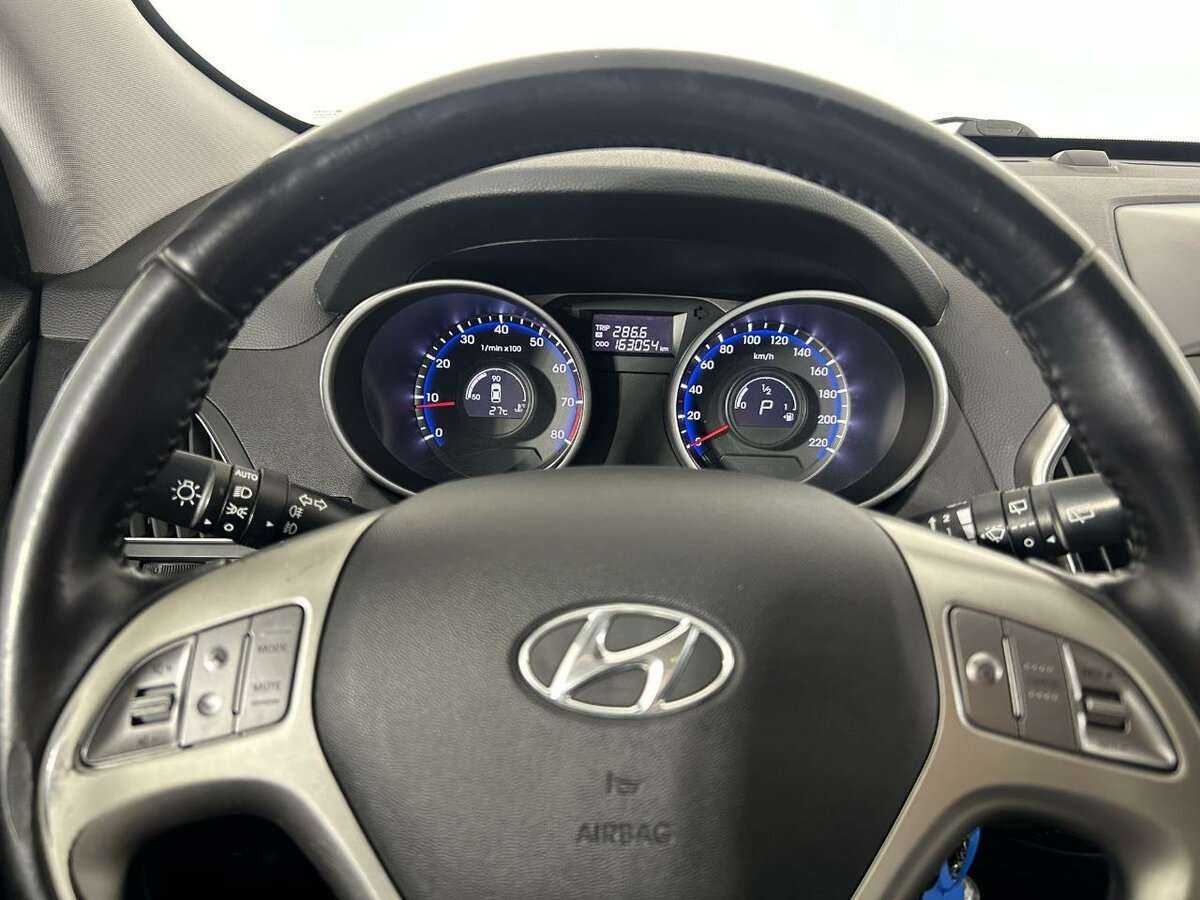 Купить Hyundai ix35 с пробегом. Фото: #10