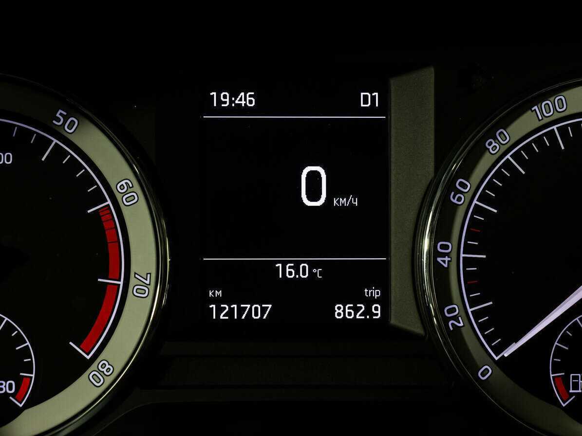 Купить Skoda Octavia с пробегом. Фото: #16