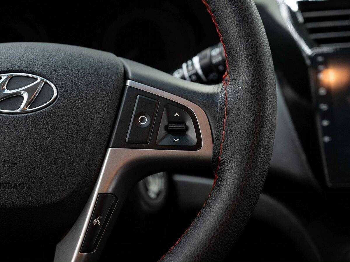 Купить Hyundai Solaris с пробегом. Фото: #14